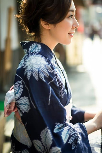 Asakusa Kimono Guided Photoshoot & Taste Sushi,Yakitori - Cultural Significance of Kimono