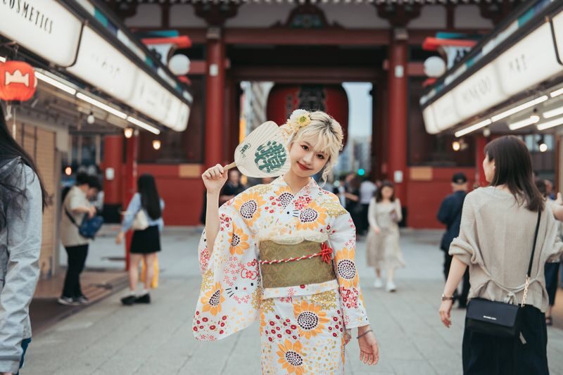 Asakusa Kimono&Yukata Rental at Kimono Miyabi Asakusa in Main Branch - At a glance