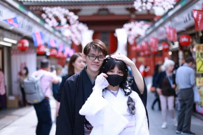 Asakusa: Portrait Tour by Professional Photographer - Booking Process and Payment Options