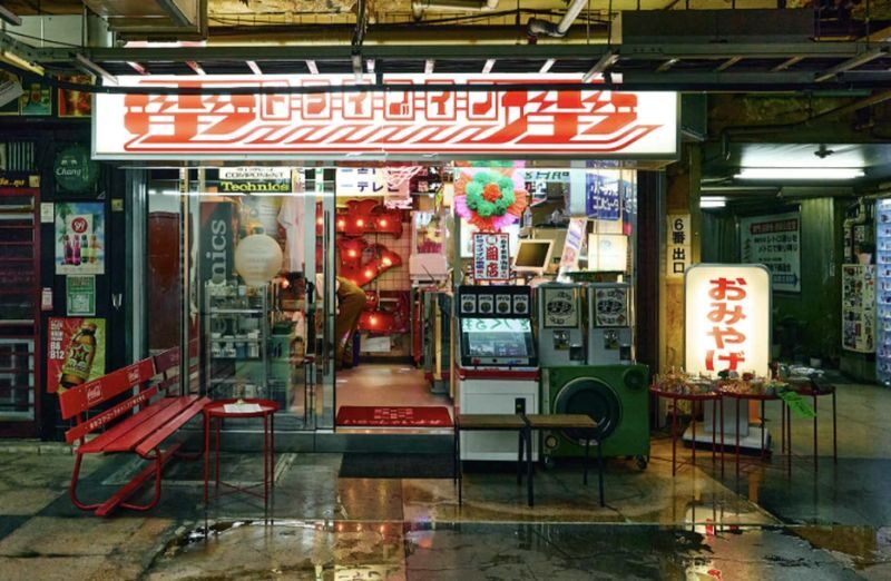Asakusa Senso-ji Temple & Backstreets Half-Day Tour - Who should book this walk?