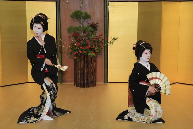 Asakusa: Ultimate 3-Geisha Experience for Group of Max 4 After History Tour - The Ultimate Geisha Experience