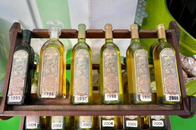 Ascoli Piceno: Olive Oil & Wine Tasting Private Driven Tour - Wine Experience