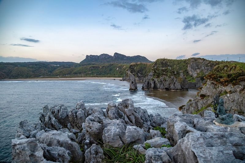 Asmui Hikes Admission in Okinawa - The first steps into Asumui’s forest
