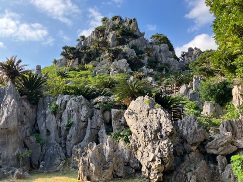 Asmui Hikes Admission in Okinawa - Reading the stone peaks and the old story