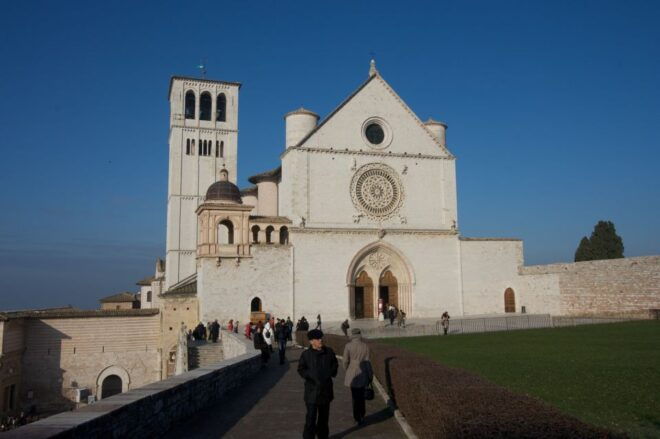 Assisi: 2-Hour Walking Tour - Includes