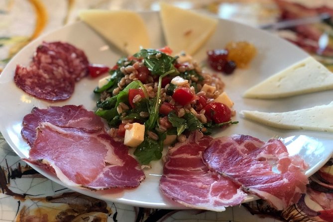 Assisi Panoramic Outdoor Wine Tasting - Sample Organic Wines and Local Delicacies