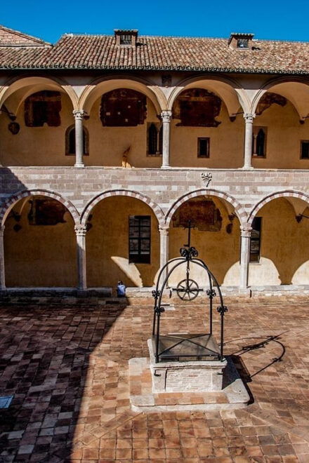 Assisi: The Life of Saint Clare Tour by Tuk Tuk: Italian - Important Information for Travelers