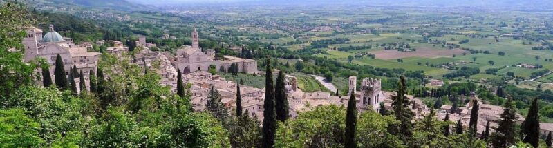 Assisi: The life of Saint Francis by Tuk Tuk, Italian driver - Exploring Assisi’s Key Sites