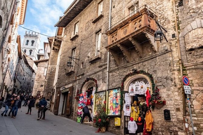 Assisi Town With Gourmet Lunch&Wine Shoreexcursion From Civitavecchia Port - Frequently Asked Questions