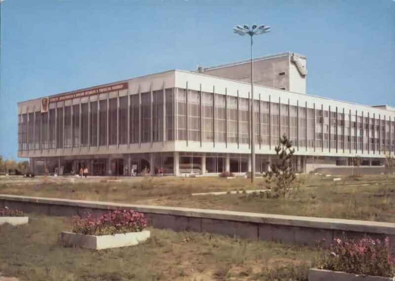 Astana: Old City Tour, Imperialistic and Soviet Architecture - Good To Know