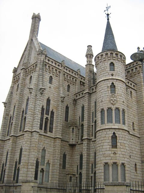 Astorga - Private Walking Tour - Cathedral of Santa María