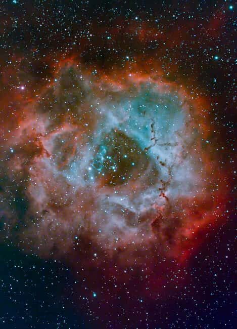 Astrotourism - Revel-Tourdan (Rhône-Alpes): Astrophotography exhibition - Value and Practical Considerations