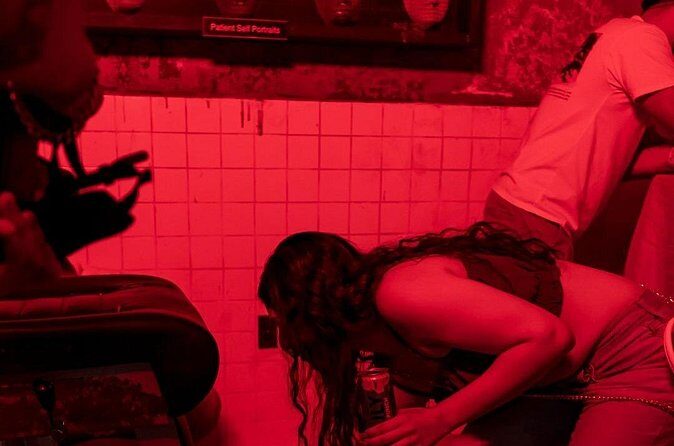 Asylum Escape Room Experience in Avondale - FAQ