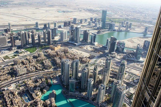 At The Top Burj Khalifa & "Aquarium" Dubai Mall Tickets - Dubai Aquarium Exploration