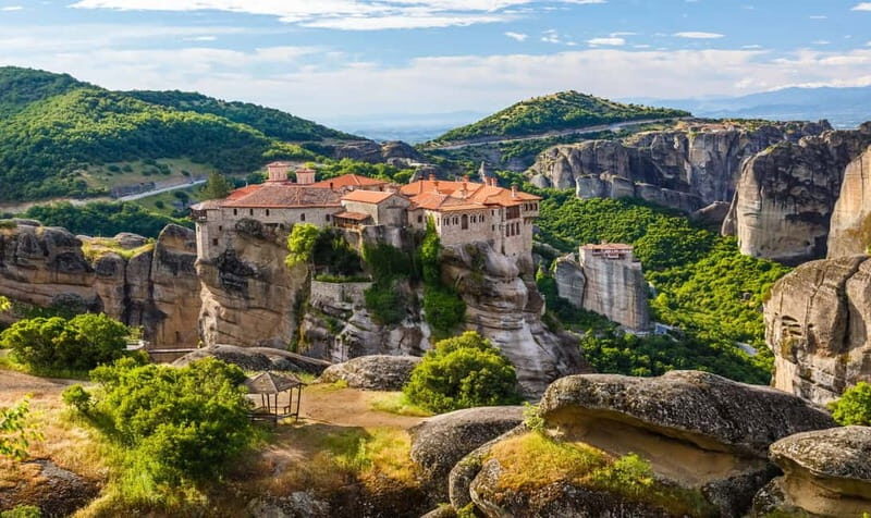 Athens: 2-Day Meteora Monasteries/Caves Tour and Hotel Stay - Hotel Stay and Comfort