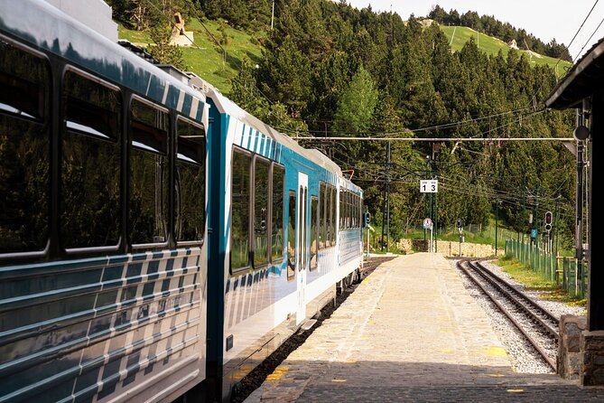 Athens: 3-Day Trip to Meteora by Train With Hotel & Museums - Exploring the Meteora Monasteries