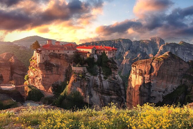 Athens: 3-Day Trip to Meteora by Train With Hotel & Museums - Common Questions