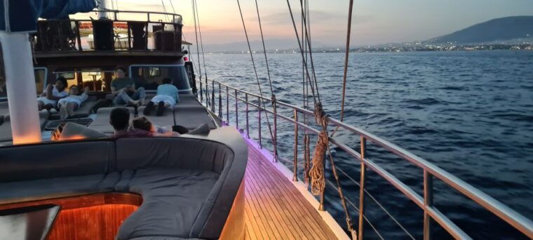 Athens: 3-Hour Sunset Cruise with Swim Stop, Snacks & Drinks - Final Thoughts