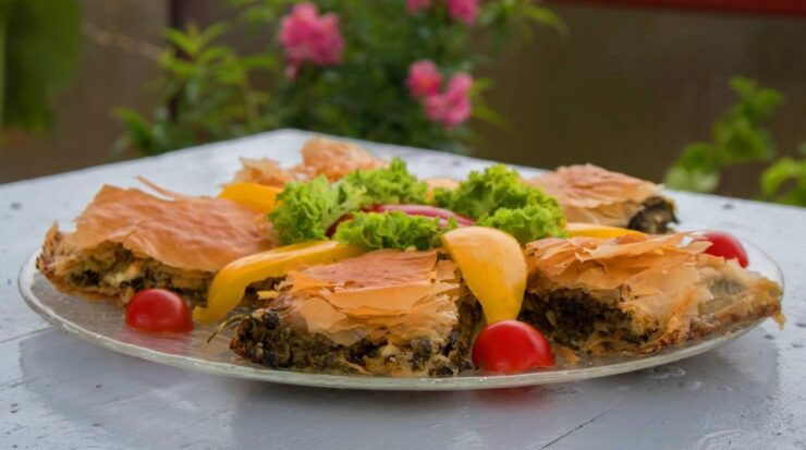 Athens: 6-Course Rooftop Meal of Greek Cuisine With Wine - Stunning Rooftop Setting in Athens