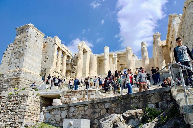 Athens: Acropolis and Athens Old Town Private Guided Tour - Meeting Point Information