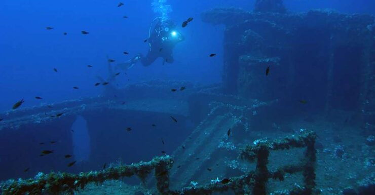 Athens: Adventure Dives in Nea Makri for Certified Divers - Activity Details and Flexibility