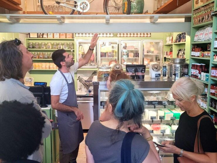 Athens: Arts & Crafts Self-Guided Game & Tour - Activity Details