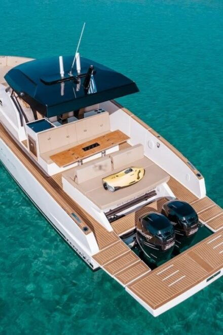 Athens: Athenian Riviera and Ydrousa Private 3 Hour Cruise - Enjoy Ydrousa Islands Crystal Waters