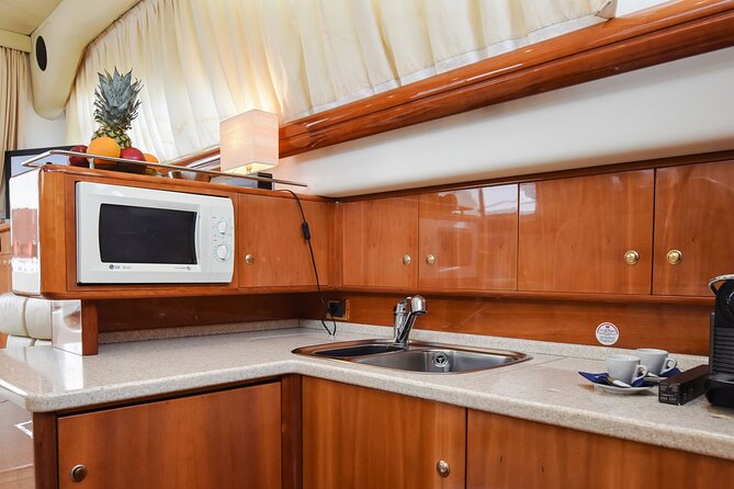 Athens : Athenian Riviera Luxury Cruise - Booking and Pricing Information for the Luxury Cruise