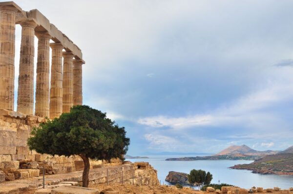 Athens: City Highlights Private Tour With Temple of Poseidon - Temple of Poseidon: A Cliffside Gem