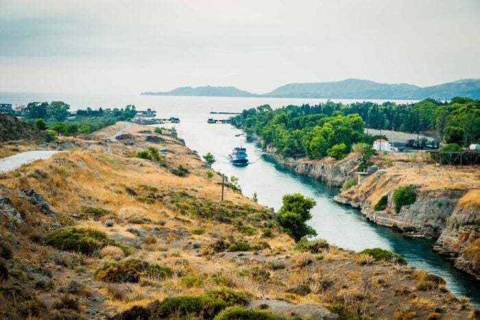 Athens & Corinth: Guided Christian Tour in Paul's Footsteps - Kechries Port: Reflecting on Departure