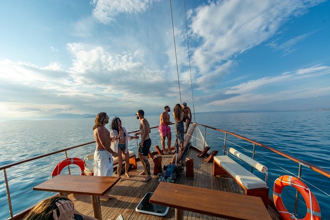 Athens Day Cruise - 3 Islands - Saronic Gulf - With Lunch - The Sum Up