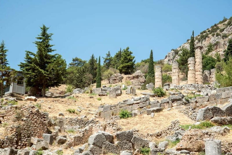 Athens: Delphi and Arachova Day Trip with Guide - Potential Drawbacks and Considerations