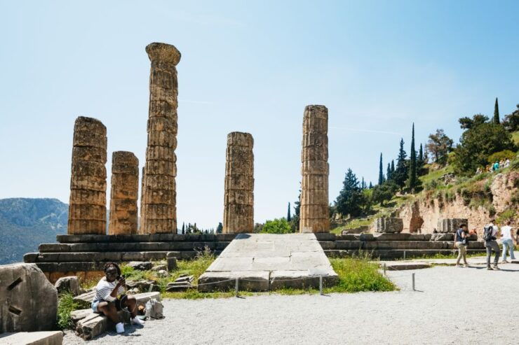 Athens: Delphi Day Trip With Licensed Guided Tour and Pickup - Tour Inclusions