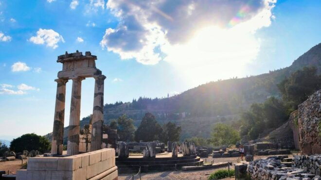 Athens: Delphi Small-Group Day Experience & Arachova Visit - Customer Review