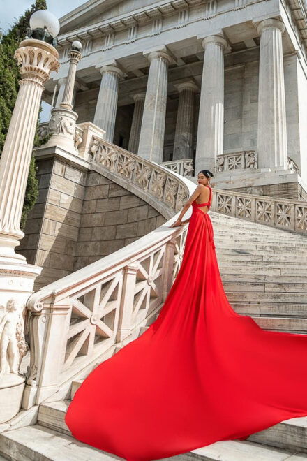Athens: Flying Dress © Photoshoot Happy Birthday Package - Logistics
