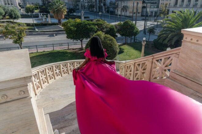 Athens: Flying Dress Photoshoot Marilyn Package - Frequently Asked Questions