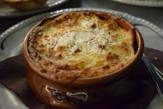 Athens: Food and Wine Tasting Tour at Night - Participant Information