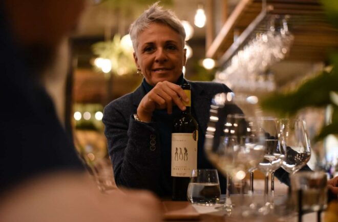 Athens: Food and Wine Tasting Tour at Night - Customer Reviews