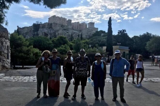 Athens : Highlights & Hidden Gems Walking Tour - Tour Experience