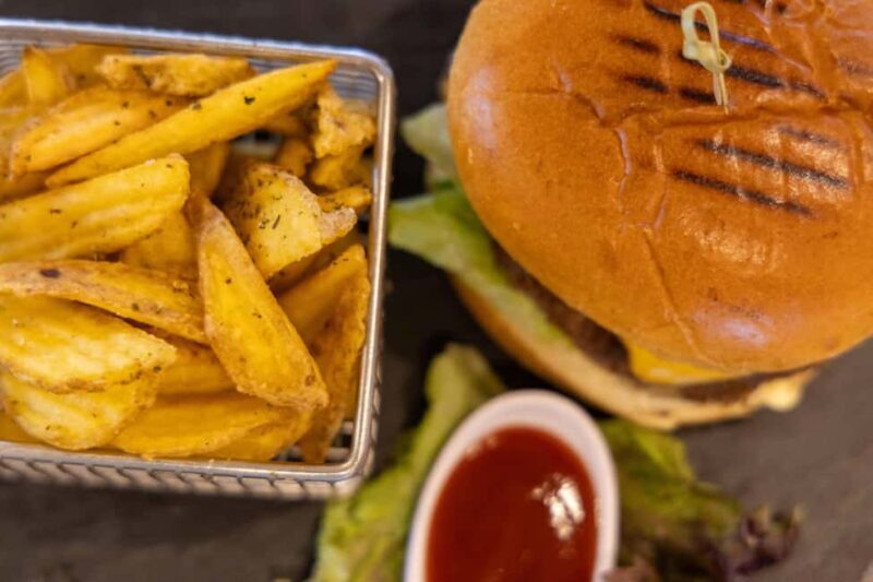 Athens: Islands Swimming Day Cruise. DJ, Lunch & Drinks inc. - Who Is This Tour Best For?