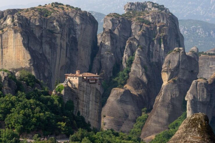Athens: Meteora Caves & Monasteries Day Trip by Train - Full Description