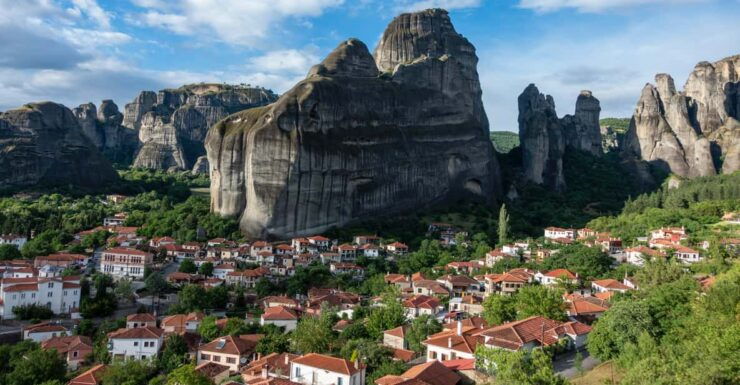 Athens: Meteora Day Trip With Audio Guide and Lunch Option - Itinerary and Highlights
