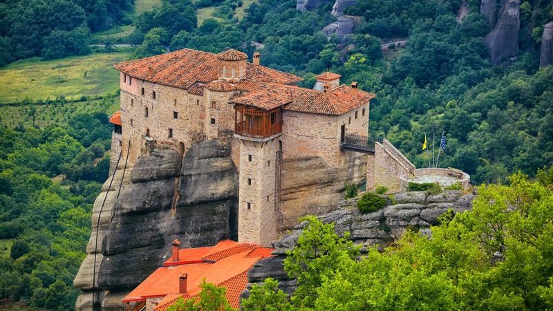 Athens Meteora Full-Day Guided Tour - Meals and the real cost of the day