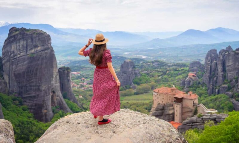 Athens: Meteora Monasteries Day Trip with Caves and Lunch - The Journey from Athens to Meteora: What to Expect