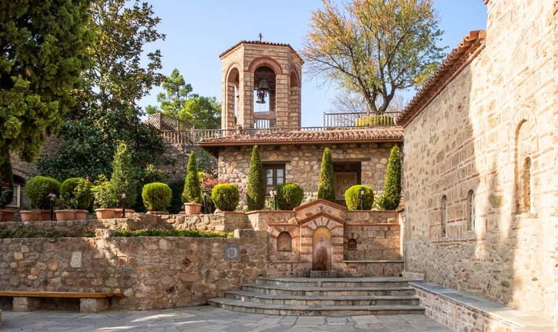 Athens: Meteora Monasteries Tour with Local Guide and Lunch - Good To Know