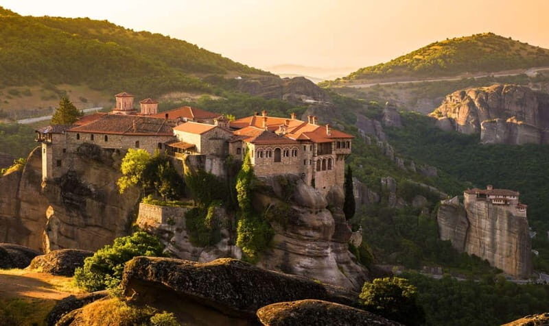 Athens: Meteora Monasteries Tour with Local Guide and Lunch - The Sum Up