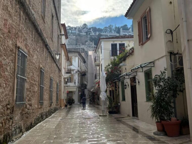 Athens: Mycenae and Nafplio Luxury Van Tour - Analyzing the Value