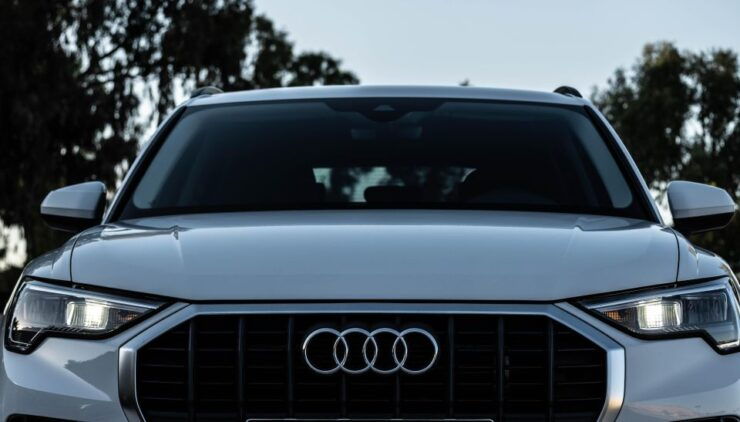 Athens/Mykonos: Transportation (Airport/Port/Hotel) in Style - Booking & Flexibility Options Available