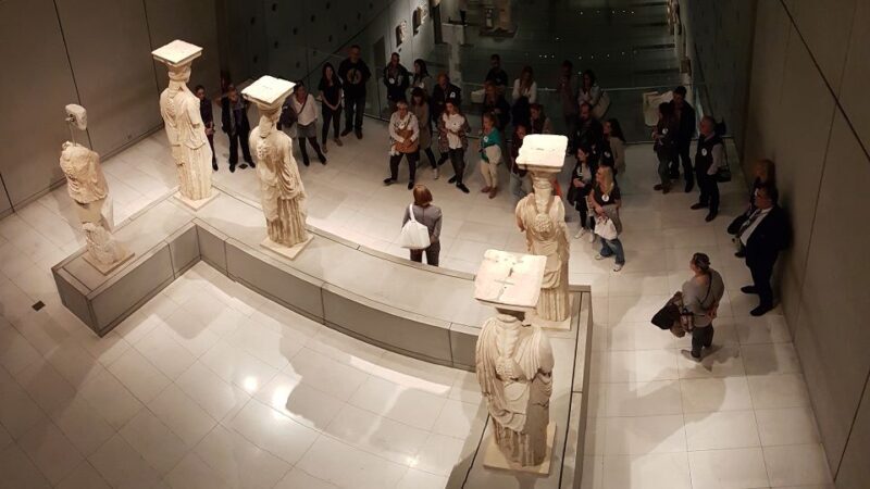 Athens: Private Acropolis Museum By Night Tour - The Nighttime Views and Atmosphere