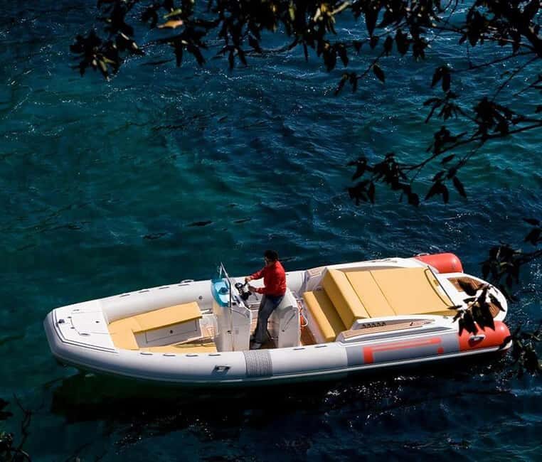 Athens: Private Boat Trip along the Lagonisi Coastline - Who Should Book This Tour?